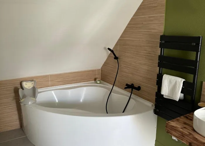 Emeraude à 5 Minutes Du Circuit Des 24