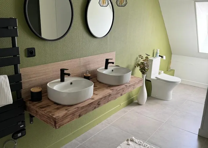 Villa Emeraude à 5 Minutes Du Circuit Des 24 Changé